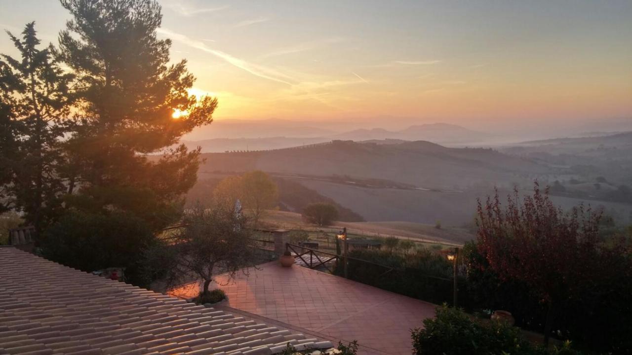 Country House La Collina Di Bargiano - Casa Raffaella Allerona Eksteriør bilde